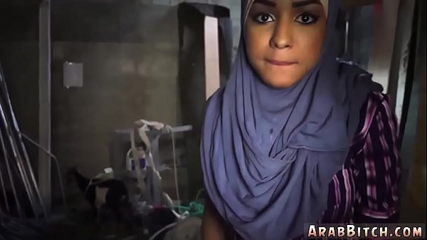 Gadis Arab Abg Dan Cewek Jilbab Lagi Nge-drop Pantat Di Titik 23km Luar Kota, Bikin Makin Liar.