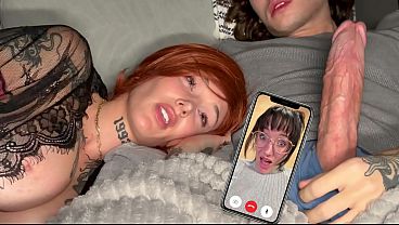 Ibu Tiri Video Call Tante Tiri Sebelum Ngomelin Anak Tiri Yang Lagi Coli.