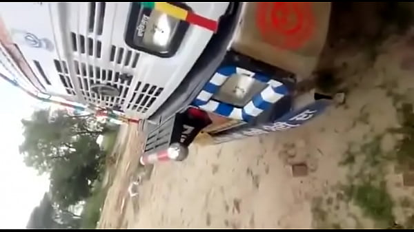 Seks India Di Dalam Truk, Nafsu Panas Di Ruang Sempit