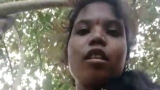 Adivasi Cewek Sange Digebuk Pacar Di Hutan