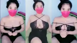 Nih, Tontonan Mangga Basah Yang Bikin Tegang, Live Show Panas Menggoda.