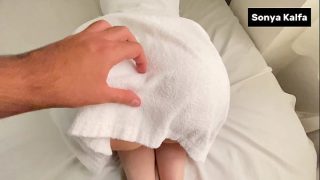 Ibu Tiri Seksi Digarap Habis-habisan Setelah Berenang