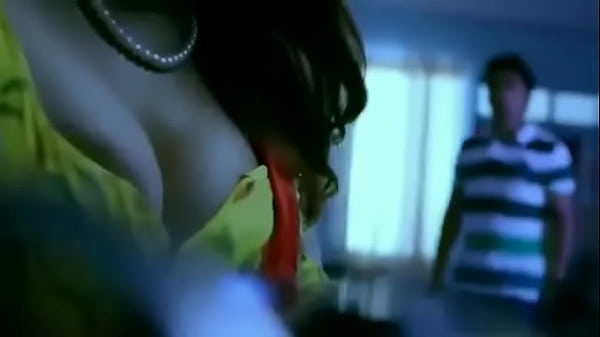 Desi Bhabhi, Nafsu Panas Bikin Makin Basah