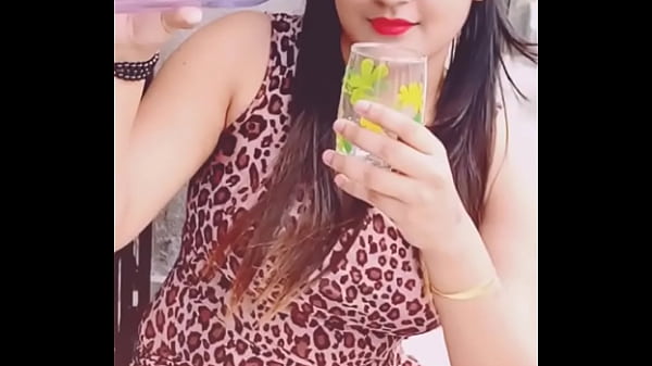 Cewek India Siap Nampang Gaya Hot, Posisi X Bikin Ngiler