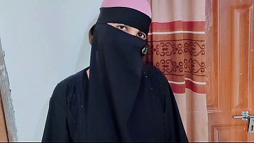 Jasmine Si Hijabi Pelacur Digorok Sama Orang Asing, Ngentot Sange Keras