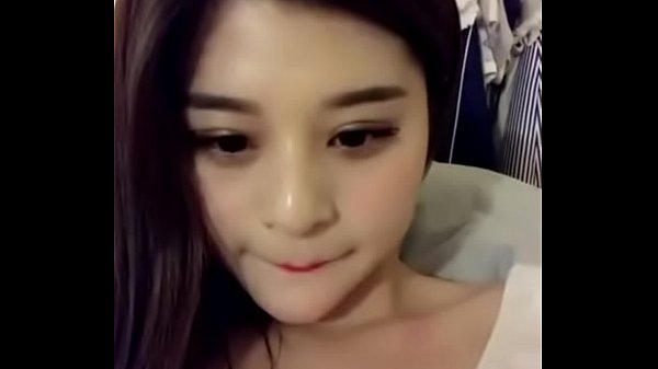 Cewek China Colmek Depan Kamera, Suara Nafas Bikin Makin Basah