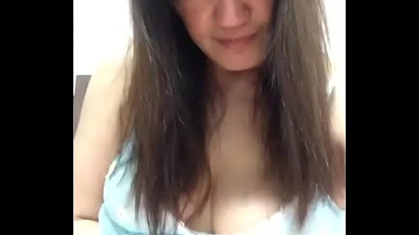 Cewek Asia Murahan Christy Colmek Memek Basah