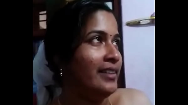 Bhabhi Manisku Yang Bikin Liur Meleleh, Siap Digoda Dan Digarap.