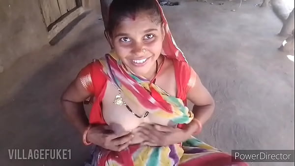 Radha Bhabhi Lagi Ngeseks Di Desa, Bikin Makin Greget
