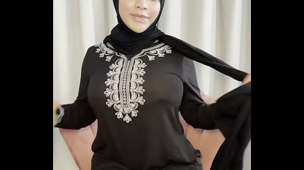 Yasmina Khan, Si Arab Nakal, Nafsu Menggebu Di Bulan Suci, Mainin Dildo Sampe Basah.