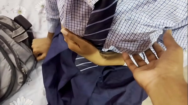 Gadis Sekolah Perawan Desa Digenjot Brutal Berbagai Gaya Sama Tetangga Di Rumah (audio Hindi)