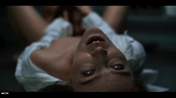 Alien Parasit Yang Ngontrol Pikiran, Lawan Cewek-cewek Seksi Yang Bikin Makin Panas.