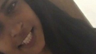 Gila, Cewek Desi Bikin Video Telanjang Sambil Duduk Di Atas Kontol Pacarnya.