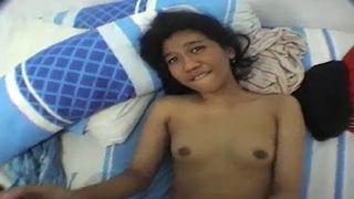 Ngentot Bareng Mahasiswi Cantik Sambil Belajar Anal