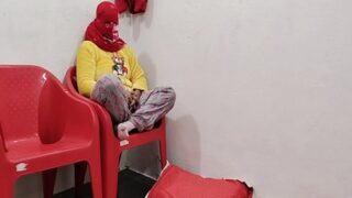 Seorang Cowok Ngebor Pantat Montok Ceweknya Di Film Biru Bangla.