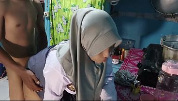 Ngentot Adik Ipar Yang Lagi Tidur, Bikin Makin Tegang.