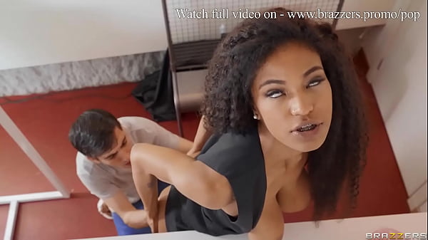 Nonton Tina Fire Di Brazzers, Coli Sambil Nonton, Kontol Muncrat Di Popcorn, Tembak Anal, Full Video Dari Www.brazzers.promo/pop