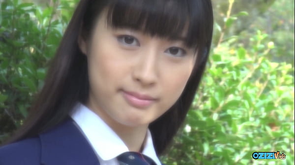 Gadis Asia Imut Biarin Dijilat Memeknya Di Ruang Ganti Sebelum Ngewein Kontolnya