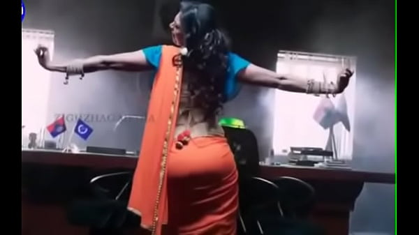 Desi Pantat Montok Dibalut Saree, Bikin Ngiler