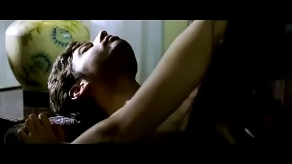 Adegan Panas Dan Nakal Di Film Hindi Bikin Geli
