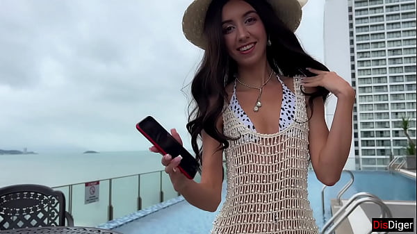 Gorgeous Spanish Blanca Pengen Nyobain Kontol Putih Rusia Pas Liburan, Bikin Makin Panas.