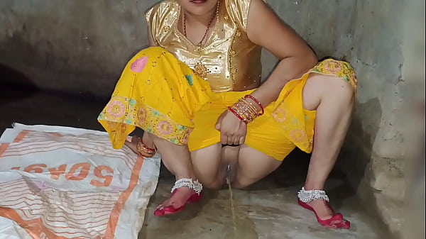 Indian Model Bhabhi Ki Gand Mar Raha Hai Dewar, Saaf Hindi Audio Mein Suno