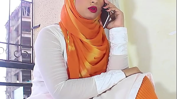 Salma Cewek Hijab Lagi Ngentot Sama Temen Pake Suara India Mesum
