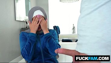 Tetangga Hijabku Kena Kejutan Kontol Besar, Sophia Leone, Nicky Rebel
