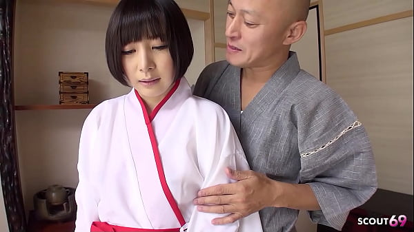 Guru Ngewein Bokep Jepang Tanpa Sensor, Kontol Besar Nembus Memek Cewek Muda Sampai Keluar Saus Di Dalem