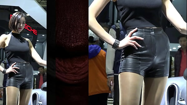 Cewek China Ngencrot Goyang Pakai Hotpants Kulit Bikin Makin Tegang 002