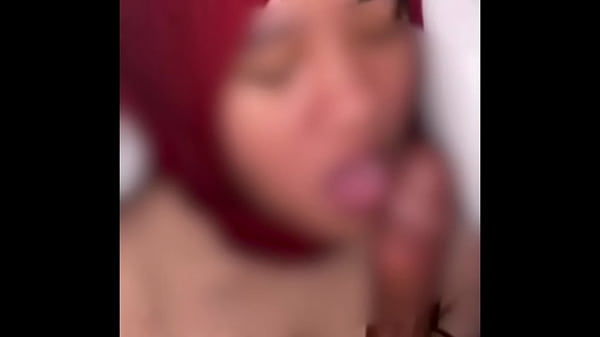 Bokep Indonesia Ngentot Memek Sempit Kontol Gede Jilbab Merah