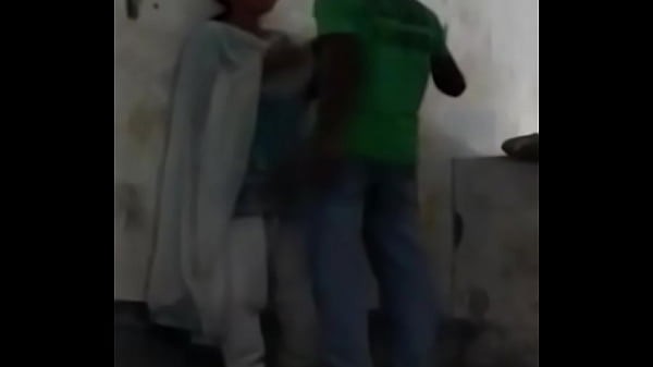 Ngentot Puting Susu Cewek Desi Yang Montok