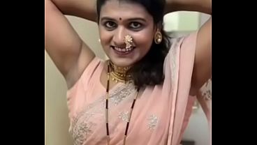 Cewek India Seksi Pamer Ketiak Basah Bikin Ngiler.