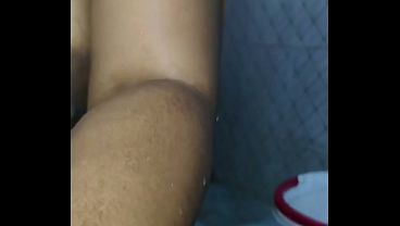 Bokep India Tante Montok Mandi Colmek Kamera Tersembunyi Istri Binal