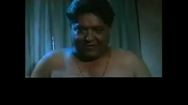Nikmatin Aja Goyangannya, Si Cantik India Bikin Meleleh.