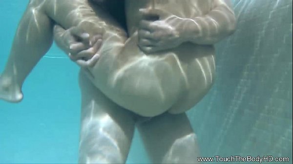 Memek Montok Asia Bikin Si Kontol Lemes Nikmatin Momen.