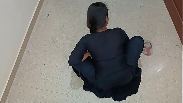 Bokep Desi Pembantu India Digenjot Majikan Di Kamar, Suara Hindi Jelas Bikin Makin Panas