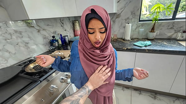 Istri Hijab Hot Pengen Selamatkan Pernikahan Dengan Belajar Ngeblow Dan Ngomong Kotor – Hijablust