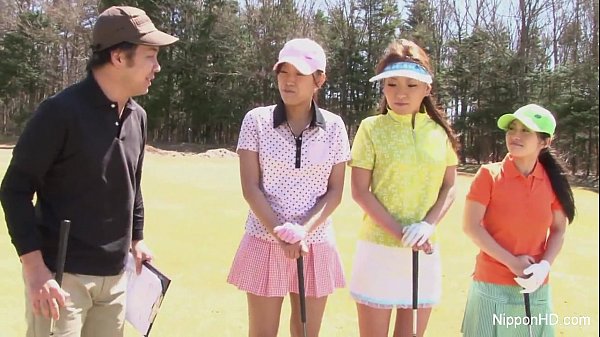 Gadis Sma Asia Main Golf Telanjang, Montok-montok Goyang-goyang